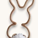lescreasdepipine decorations tricotin photo lapin devant